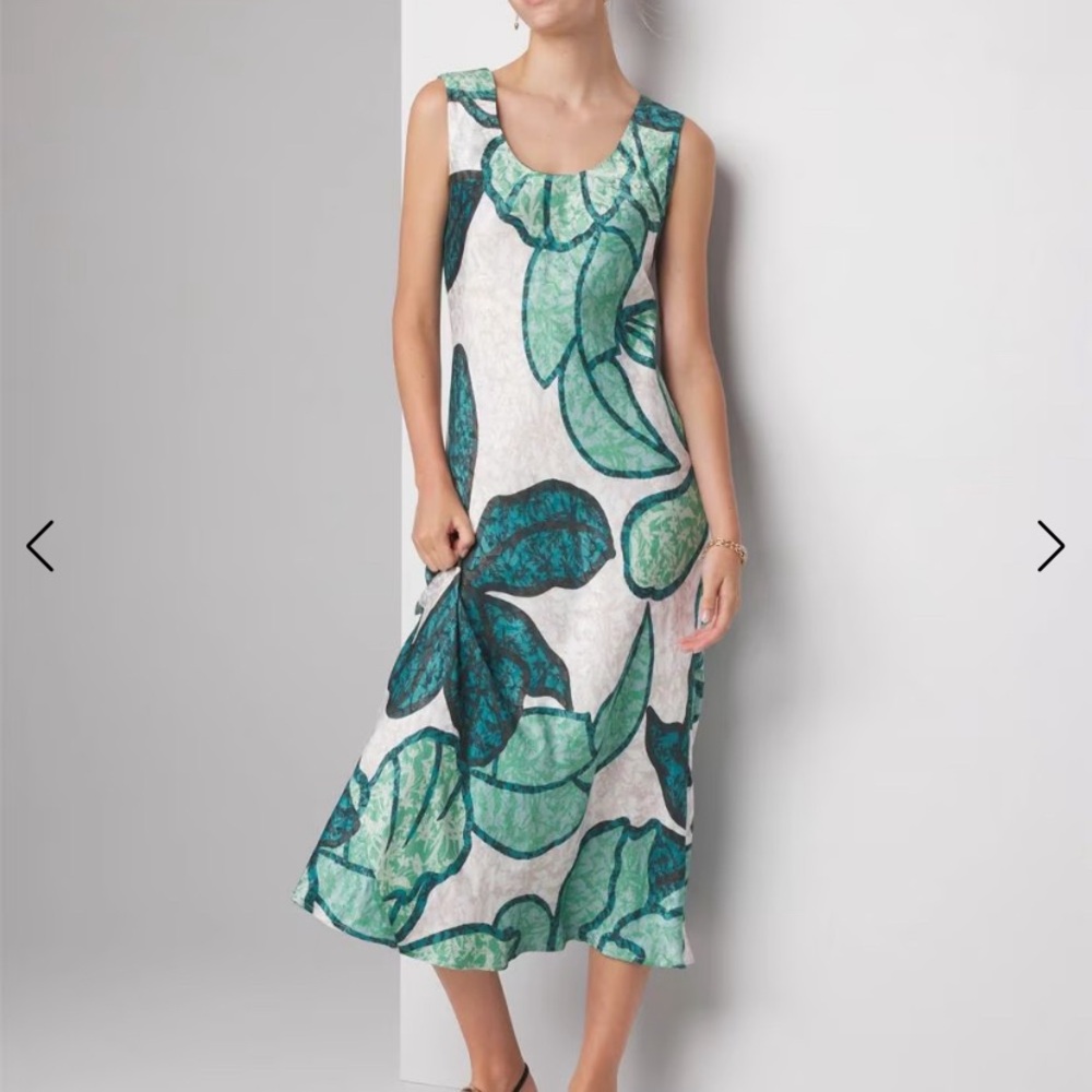 White House Black Market NWT Green Floral Midi Dress Size 2